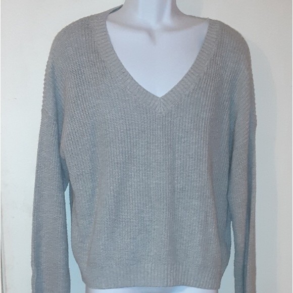 Hollister Small Gray V neck Knit Sweater - Picture 1 of 4